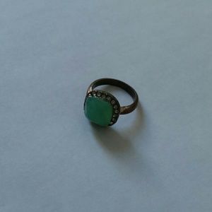 Ring with a aqua diamond